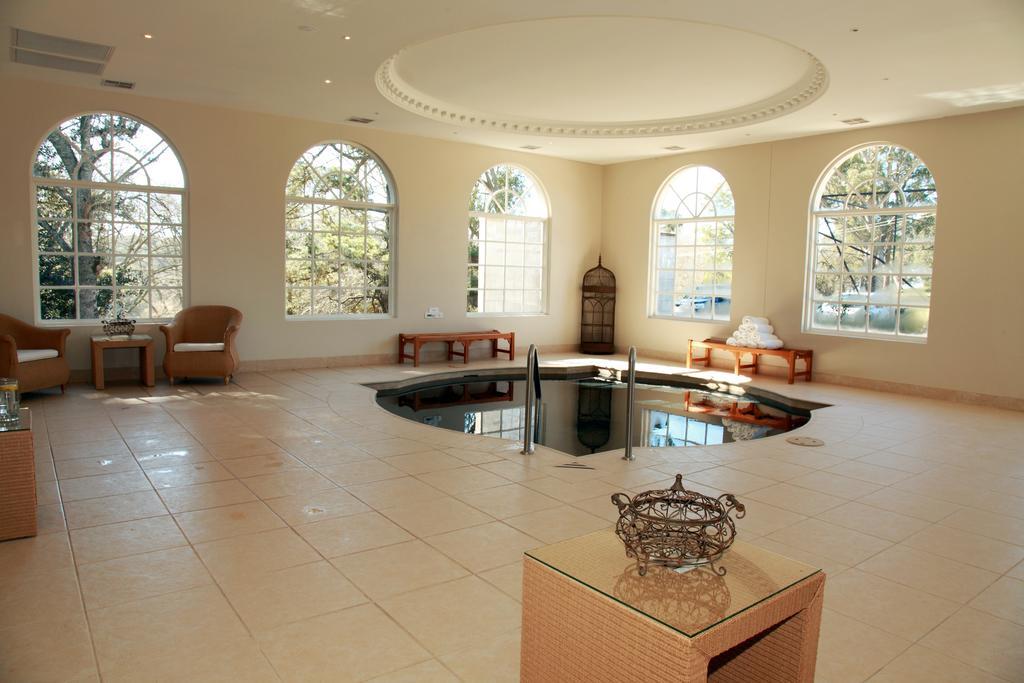 Milton Park Country House Hotel & Spa Bowral Zimmer foto