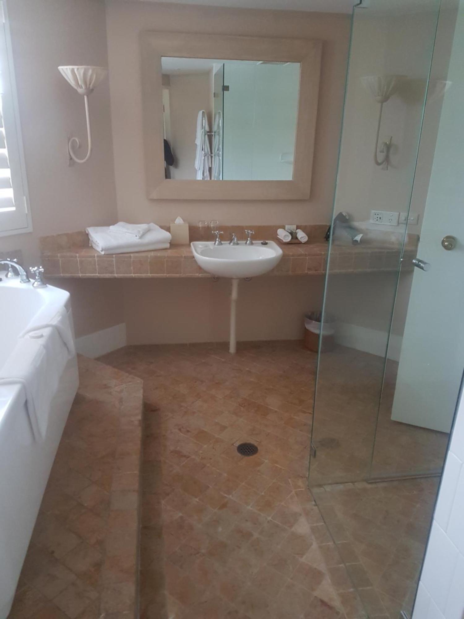 Milton Park Country House Hotel & Spa Bowral Zimmer foto